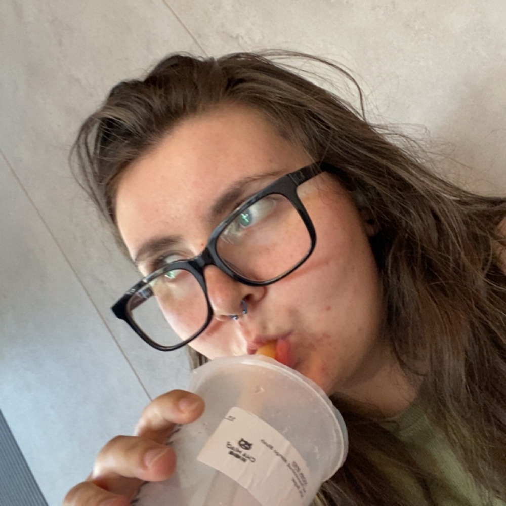 Meet your Posher, Vi